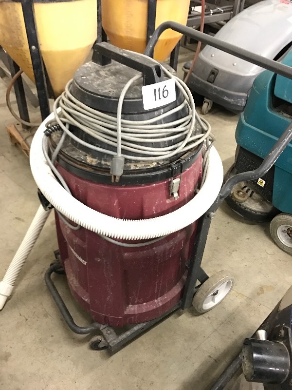 lot 116 image: Floor cleaner