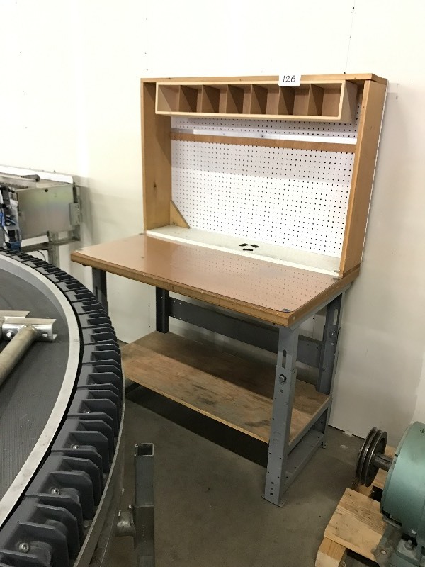 lot 126 image: Work bench