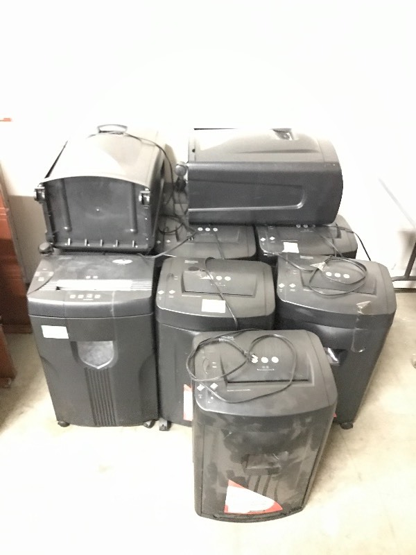 lot 131 image: 2 paper shredders