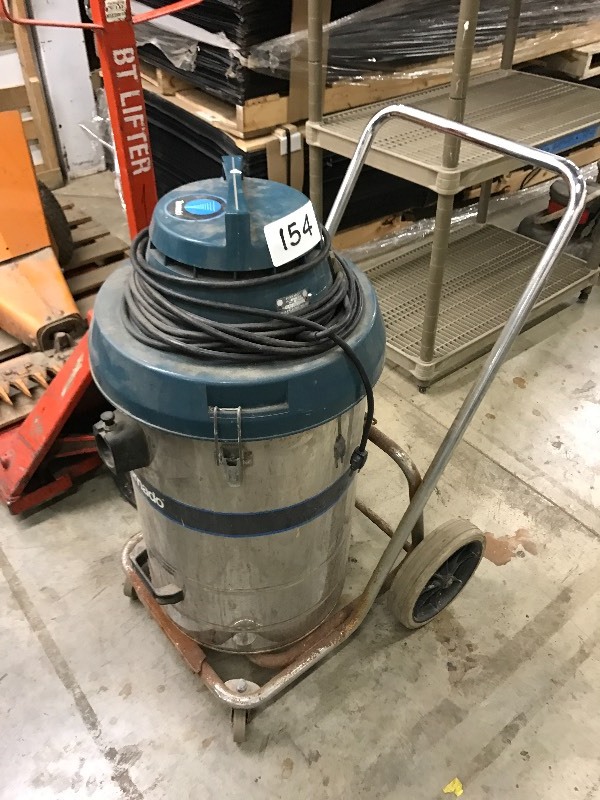 lot 154 image: Floor cleaner