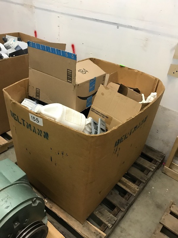 lot 155 image: Large lot of soap  cleaner