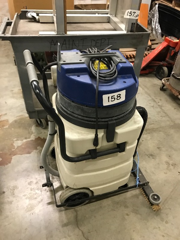 lot 158 image: Floor cleaner
