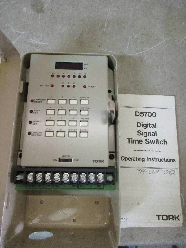 digital signal timer switch