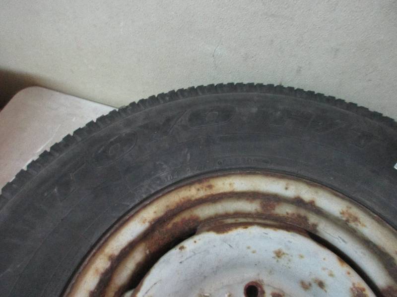 toyo HT 24575r16 tire and rim good tread