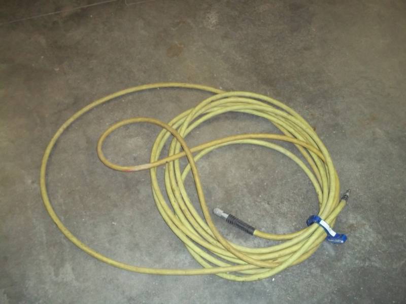 lot 64 image: Air Hose yellow