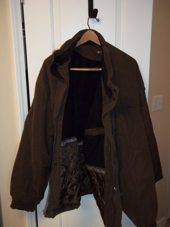 lot 43 image: Jacket 4XL