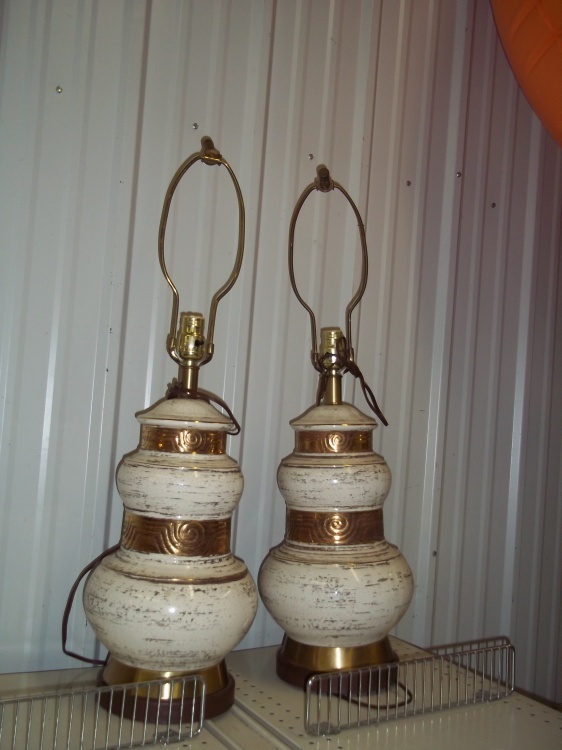 lot 154 image: 2 Vintage Lamps both havenice crazing. Tested and works