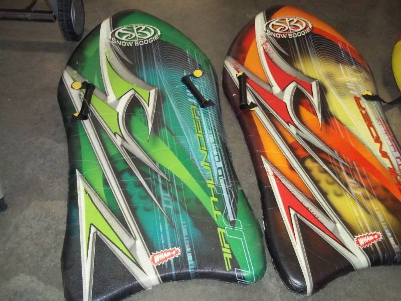 lot 166 image: 3 Snow Sleds
