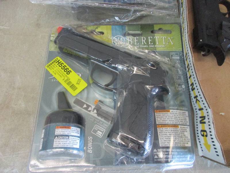 4 Beretta air soft guns