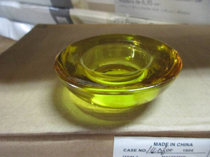 36 yellow glass tea light holders