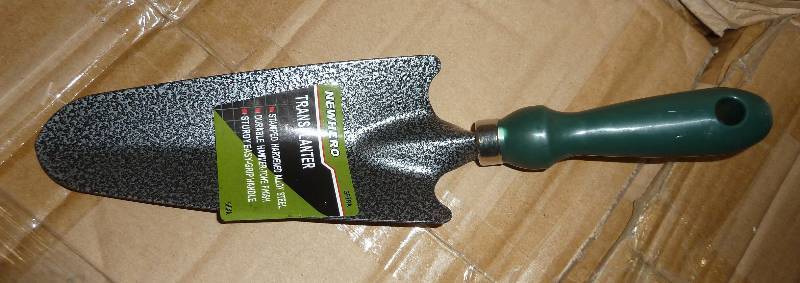160 garden transplant shovels...