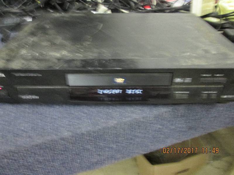 lot 18 image: toshiba sd-1200 dvd colorstream pla...