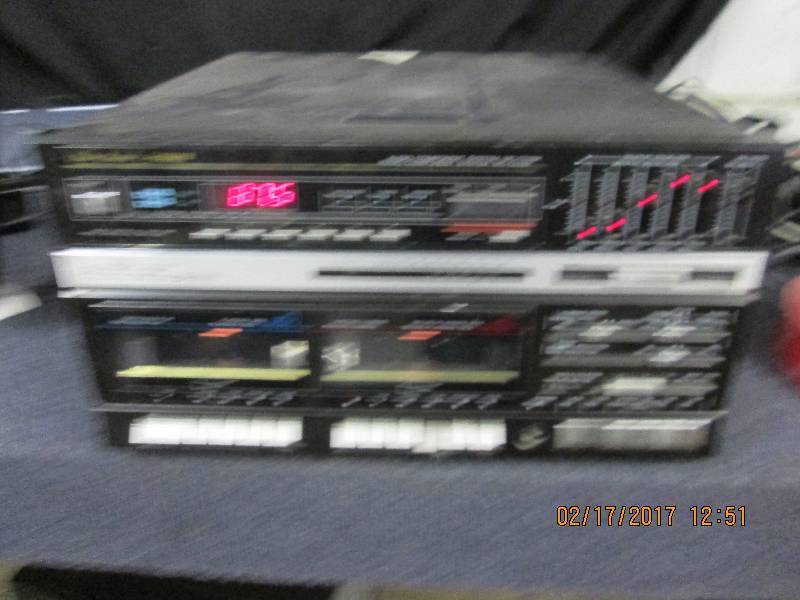 lot 34 image: fisher audio compont system mc-7623...