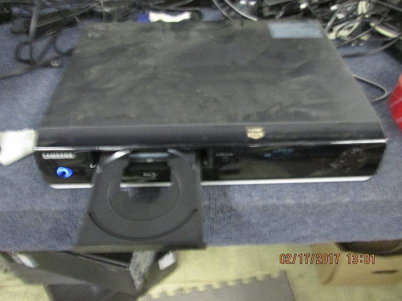 lot 36 image: samsung bp--p1400 blueray dvd playe...