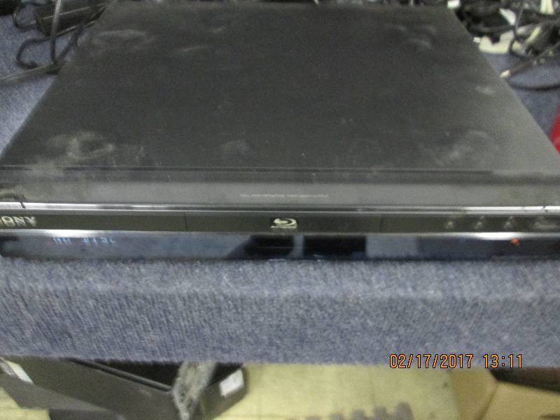 lot 38 image: sony blueray disc player 1080p bdp-...