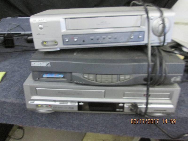 lot 58 image: 3 Sansui Dvd and vcr player, Dish b...
