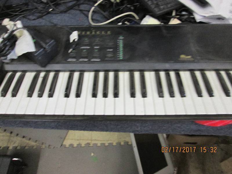 lot 65 image: Miracle Keyboard tested and works...