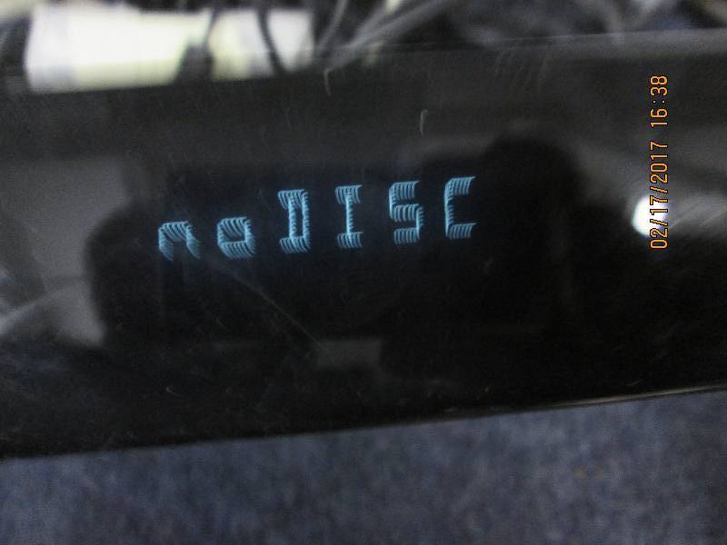lot 86 image: Samsung DVD player powers on...