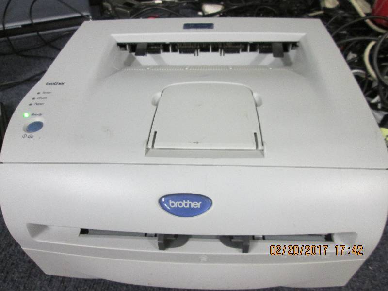 lot 106 image: brother hl-2040 laser printer power...