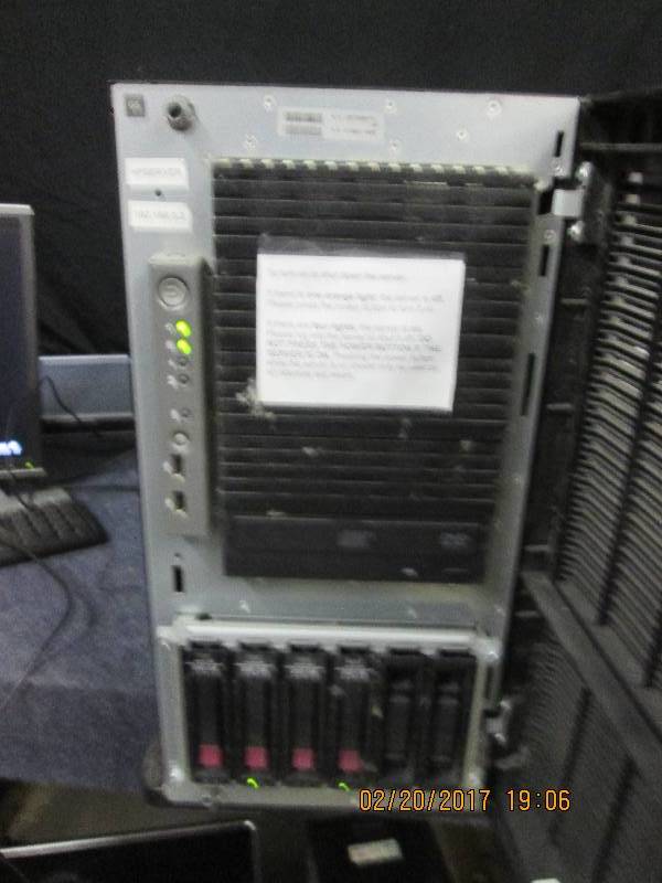 lot 117 image: hp server boots up to windows serve...