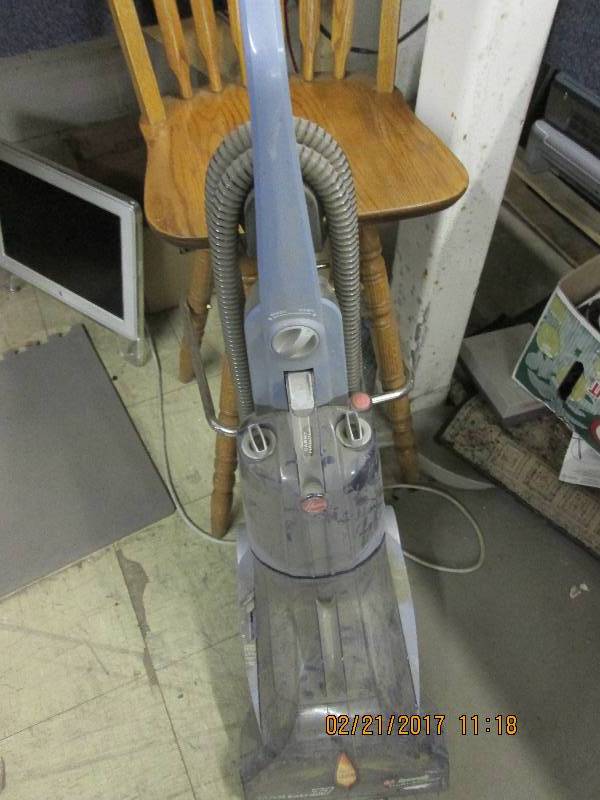lot 160 image: hoover max extract tested and power...