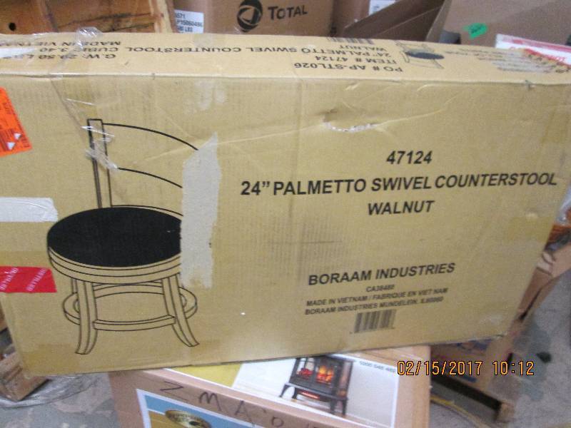lot 27 image: 24in Palmetto Swivel counterstool w...