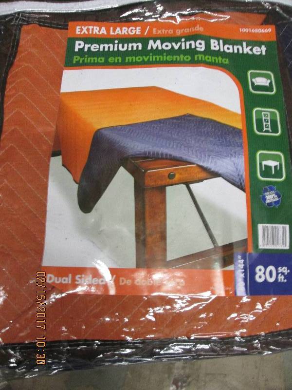 lot 32 image: Extra Large Premium Moving Blanket...