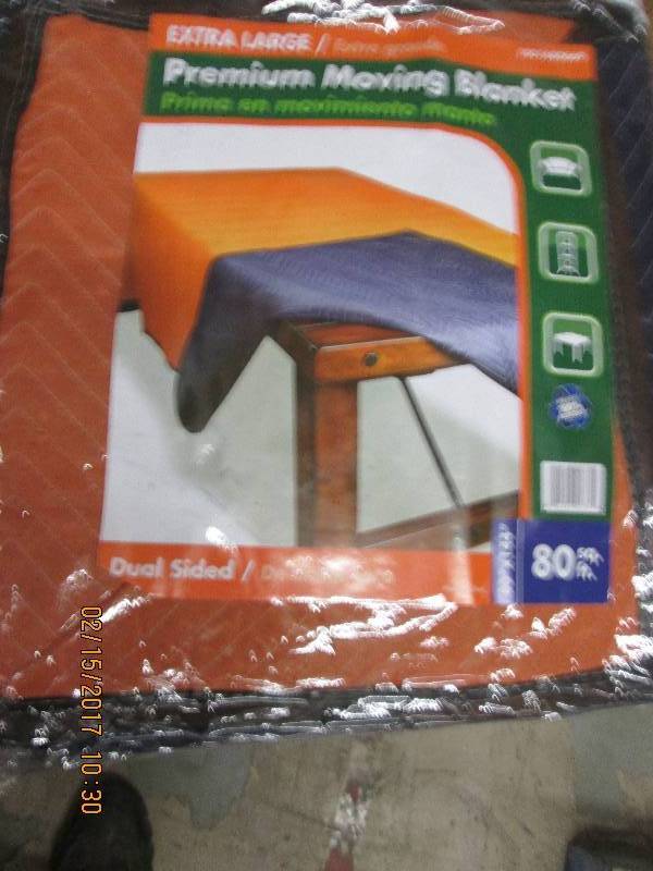 lot 33 image: Extra Large Premium Moving Blanket...