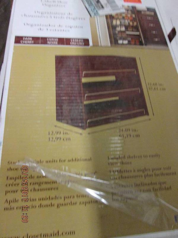 lot 55 image: Closetmaid 3- shelf organizer Kit D...