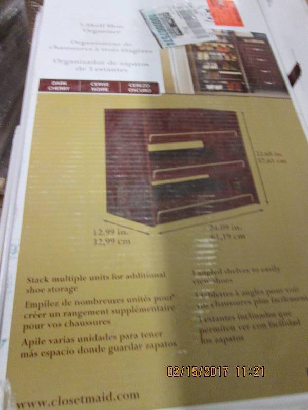 lot 58 image: Closetmaid 3- shelf organizer Kit D...