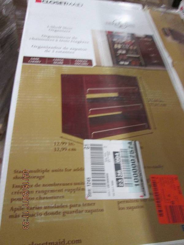 lot 60 image: Closetmaid 3- shelf organizer Kit D...