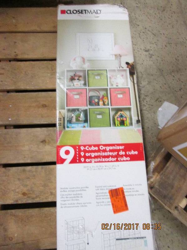 lot 105 image: closetmaid 9 cube organizer white o...