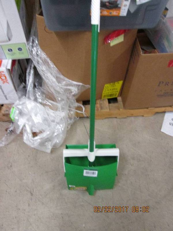 lot 157 image: libman lobby broom and dustpan ...