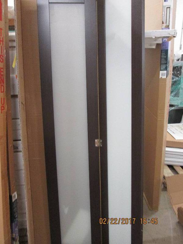 lot 164 image: 3030 bifold door series sized for o...