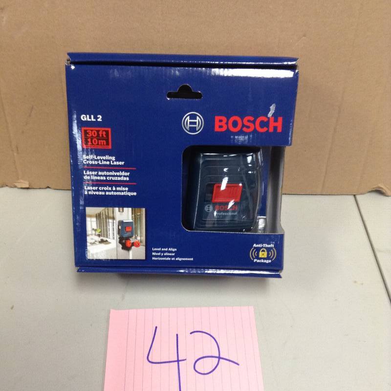lot 42 image: Bosch Self-Leveling Long-Range Cross-Line Laser Level  never used