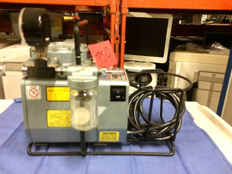 lot 10 image: NICE - Industrial John Bunn 400-002 Vacutec 1500 Aspirator Suction Pump - Many Different Uses For Suction Pump & Motor Excellent Working Condition