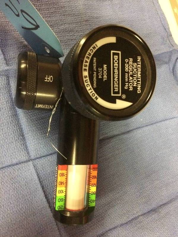 lot 12 image: Retails USED $375 Boehringer 3704 ContinuousIntermittent Vacuum Suction Pump Regulator Has OFF, INTERMITANT, CONTINUOUS 0-200 mm Hg - Excellent Condition