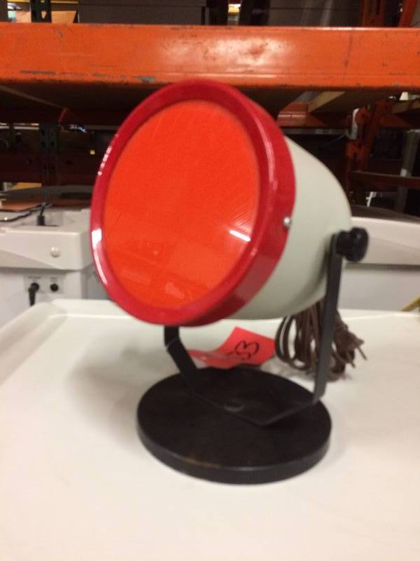 lot 19 image: Retails New $180 Techno-Aide SafeLight Safe Spot - Safe for high speed film - Used In Darkroom Condition Without Destroying Camera or Medical Film - Increases Darkroom Efficiency- Super Nice Condition