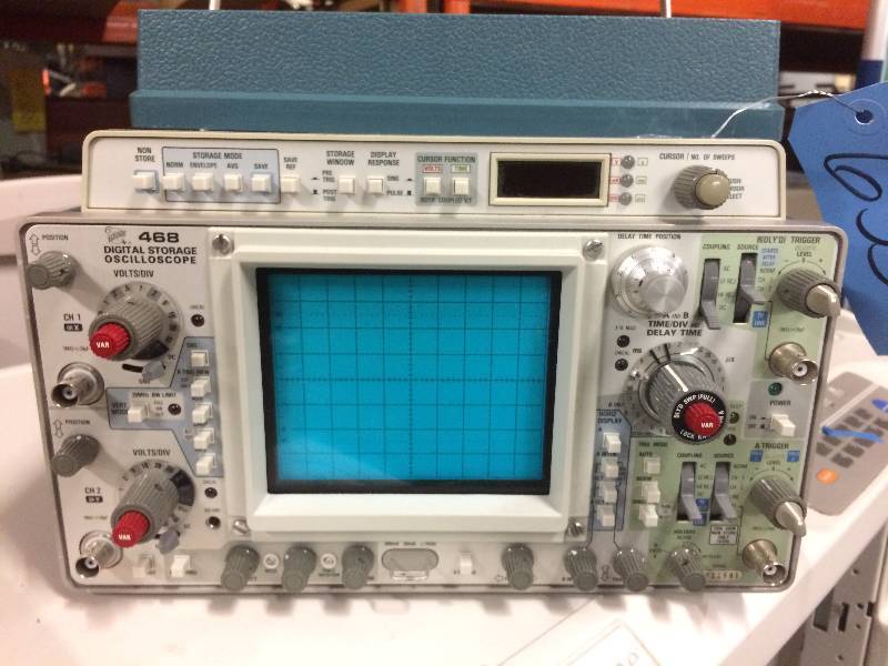 lot 31 image: WOW Retails Used $600 TEKTRONIX Digital Storage 468 Oscilloscope With RARE Front Cover Manual Case Plus Many Extras & Works