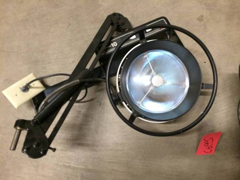 lot 58 image: WOW Retails Used $600 Medical Steris Amsco EXAMINER 10 Surgical Minor Sugery Exam Light Swing Arm Wall Mount - Super Condition