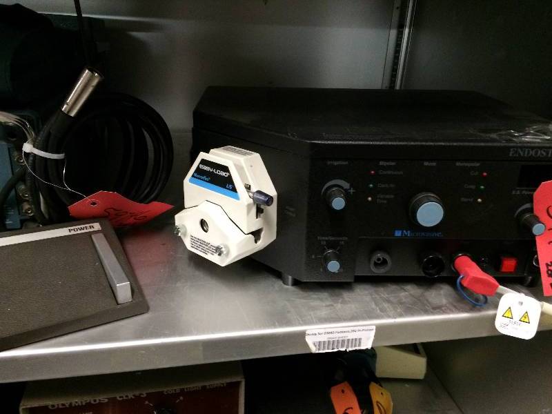 lot 62 image: Retails Used $800 Microvasive Boston Sci Bipolar Monopolar Endostat II Electrosurgical Unit 4080 Irrigation Pump with Water  Power Foot Pedal. Excellent