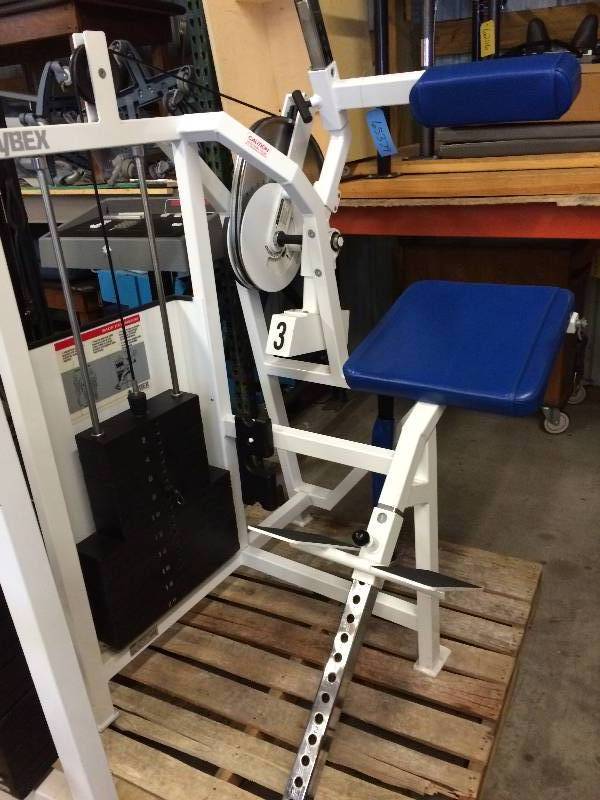 lot 86 image: WOW Retails Used $900 Cybex Back Extension Physical Therapy Rehabilitation Machine - Super Condition