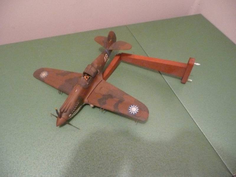 model airplane wall mount