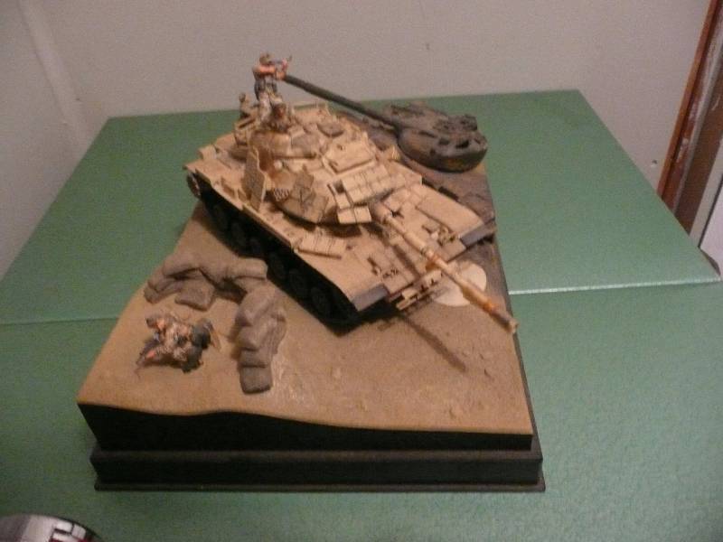 lot 57 image: Forces Of Valor, Combat Proven Machines - Battle Hardened Steel - Die Cast 132 Scale Display