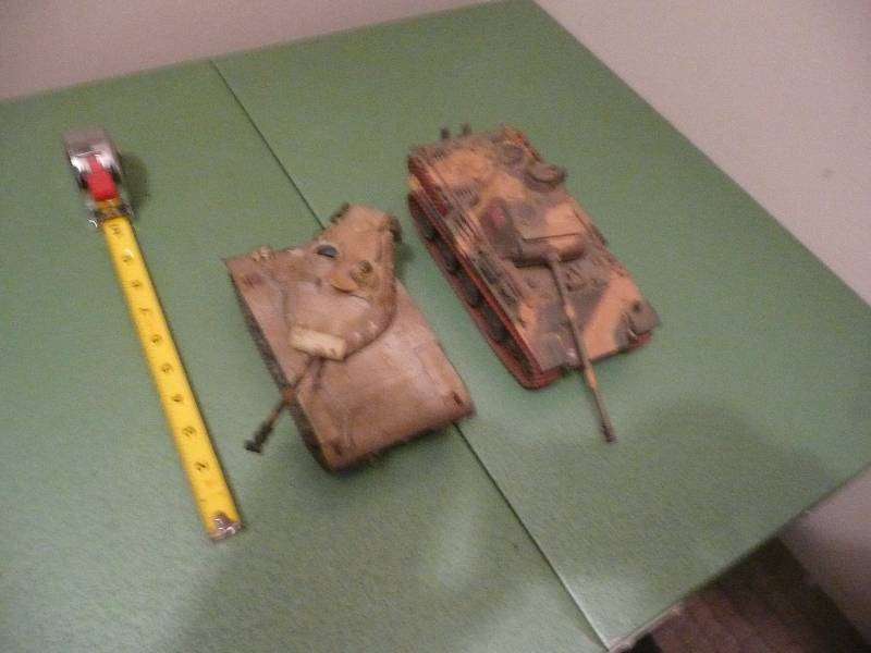 lot 60 image: M48 Tank WWll & Mark 5 German Tank WWll