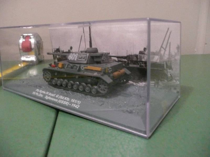 lot 63 image: 164 scale PZ. KPFW. lV AUSF.G (SD.KEZ.1611) 19.PZ DIV, SGFONOVD (USSR) - 1942
