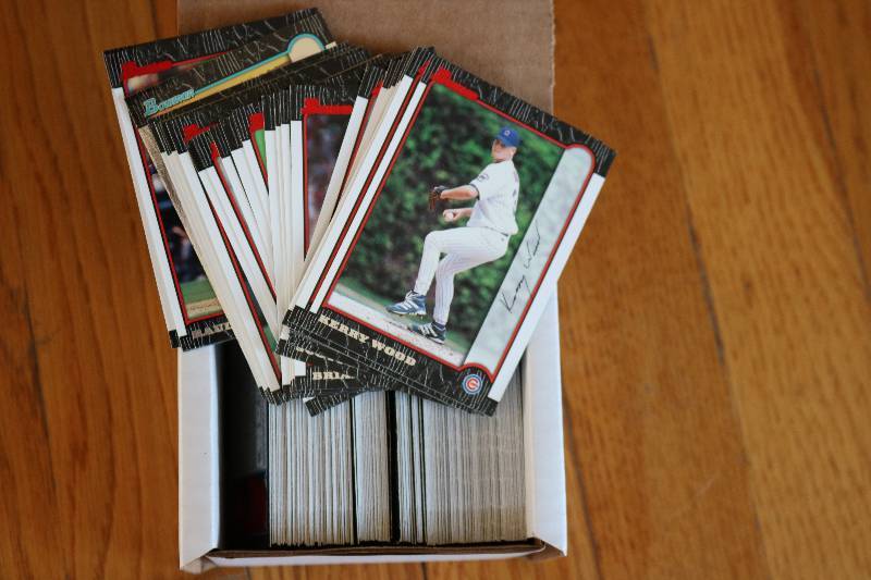 Box of 1999 Bowman Baseball cards...