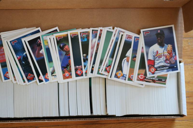 Box of 1993 Donruss Baseball cards...