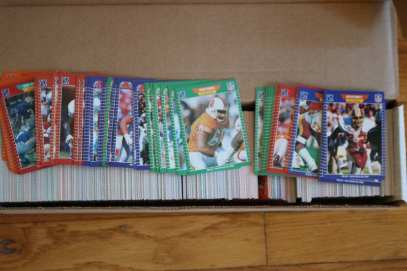 Box of Box of 1989 Proset Football ...
