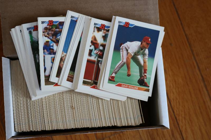 Box of 1992Bowman Baseball cards...
